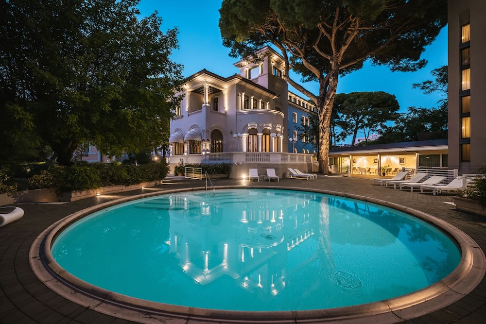 Hotel De La Ville 1