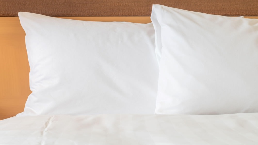 Holiday Inn Express & Suites LINCOLN-ROSEVILLE AREA by IHG 2
