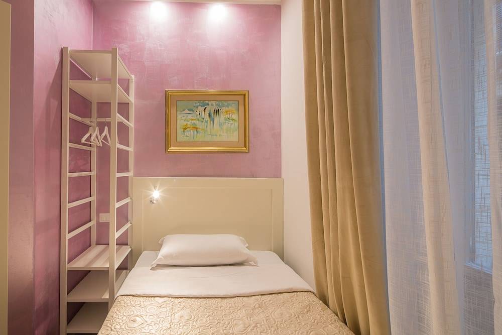 Vela Rooms 2