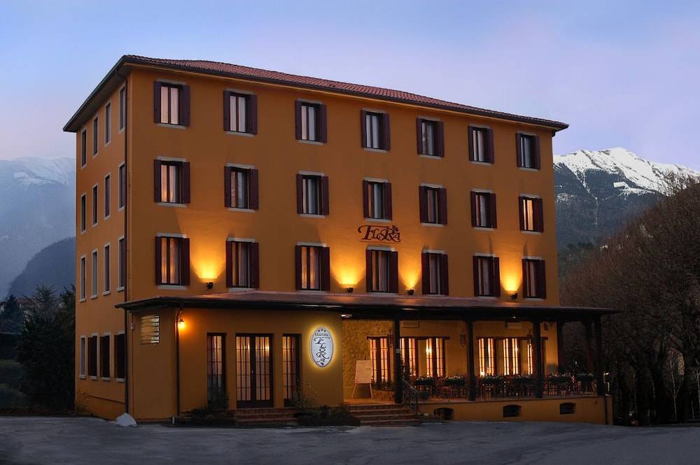 Albergo Ristorante Flora 1