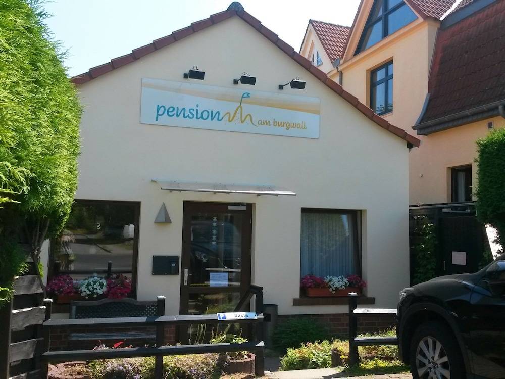 Pension am Burgwall 1