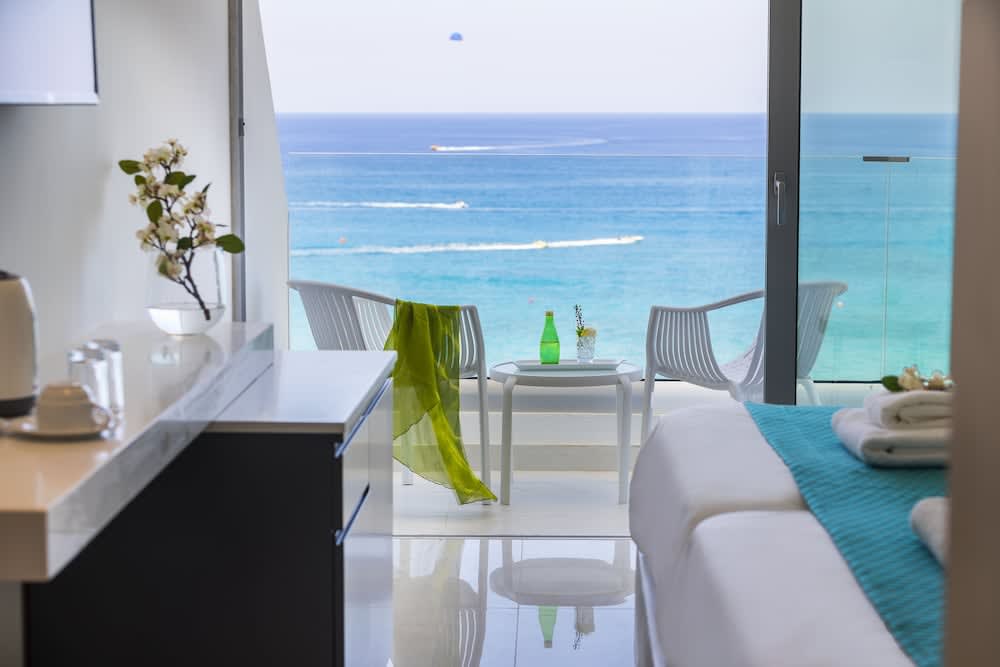 Silver Sands Beach Hotel 1