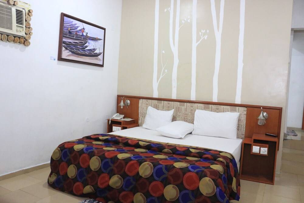 NatureMark Gallery and Guest House 1