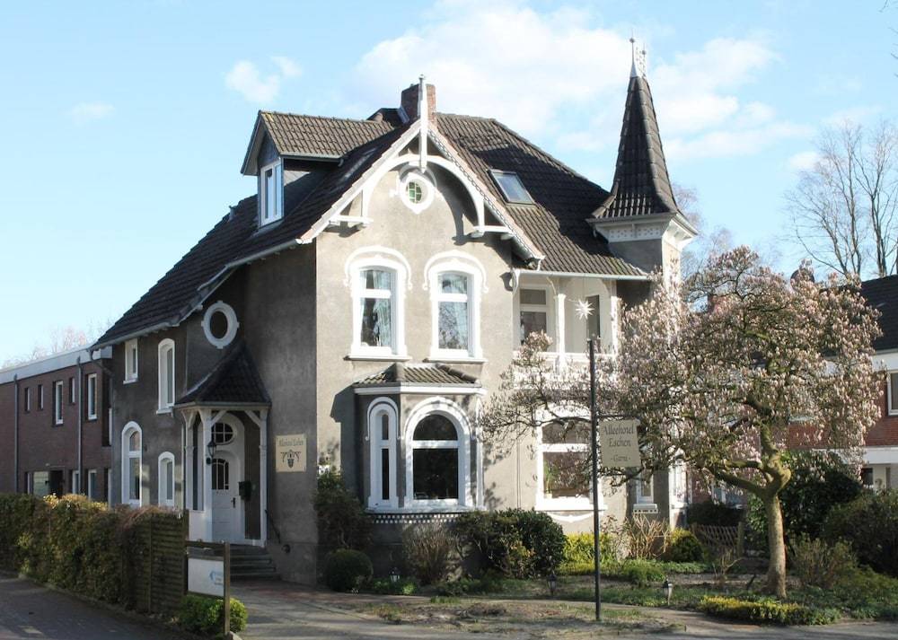 Alleehotel-Eschen 1