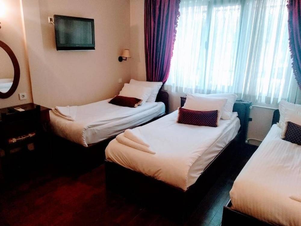 Şebnem Hotel 1