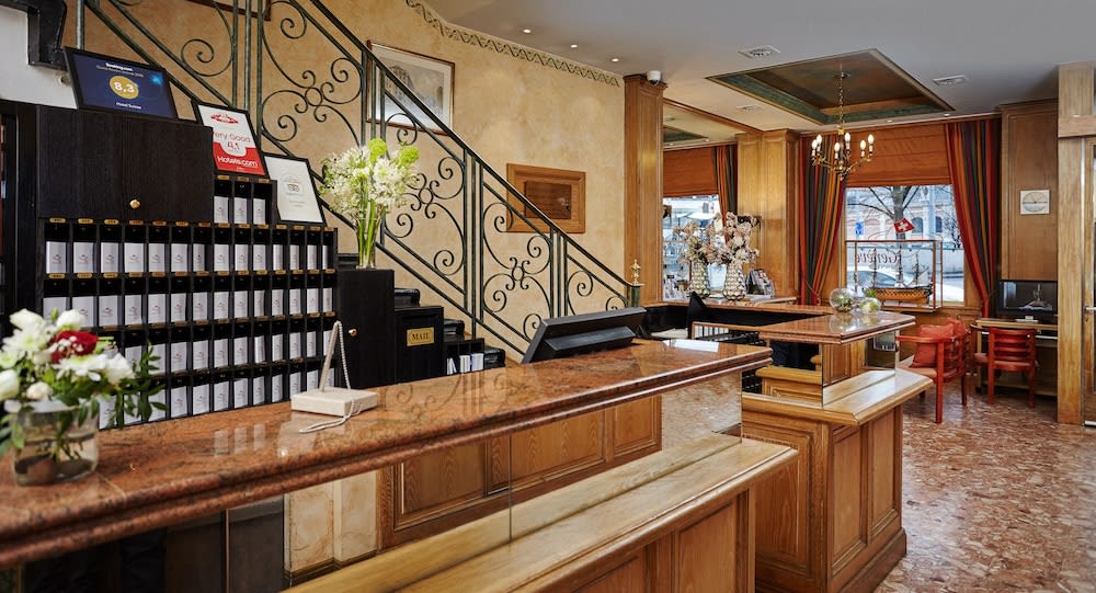 Hotel Suisse 2