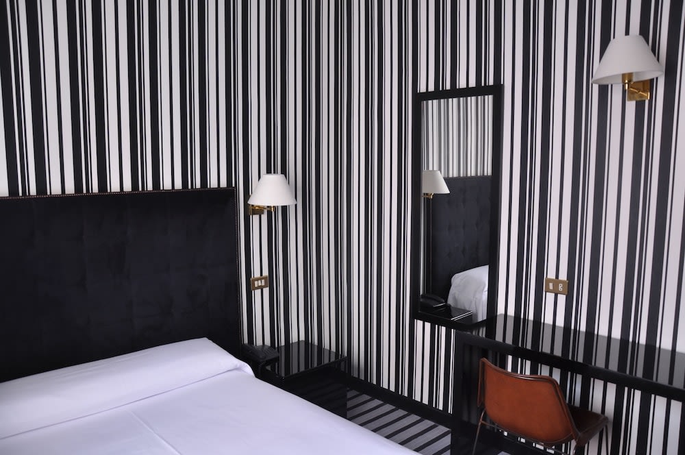 Hotel Clarin 1