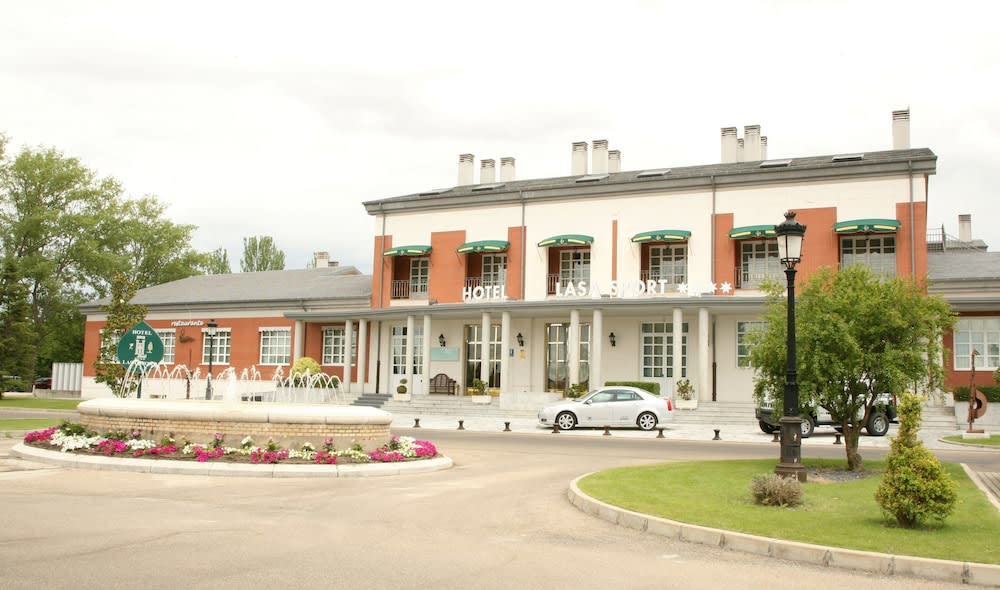 Hotel Lasa Sport 1