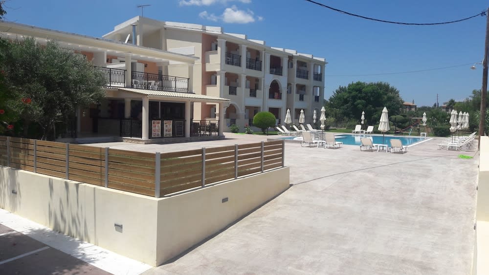 Jenny Hotel 1