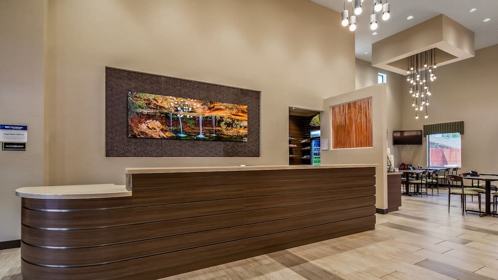 Best Western Plus Zion Canyon Inn & Suites 2