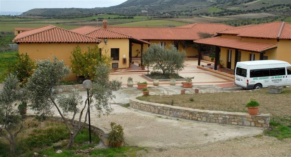 Hotel Su Nuraxi 1
