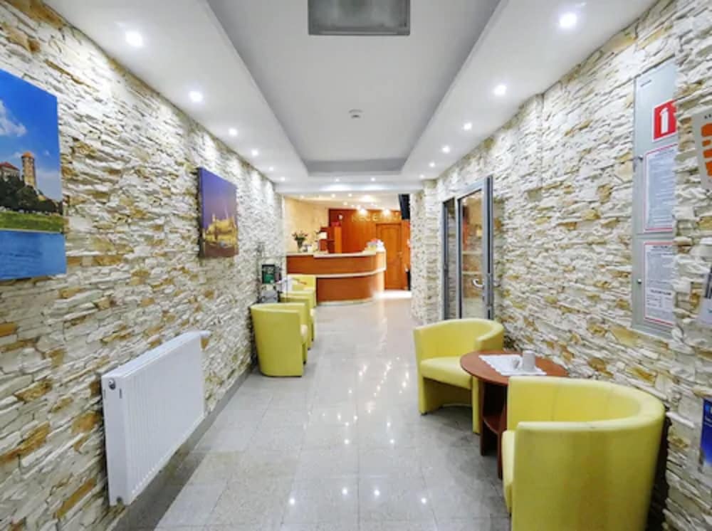 Aparthotel Adler 1