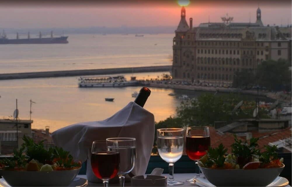 Sidonya Hotel 1