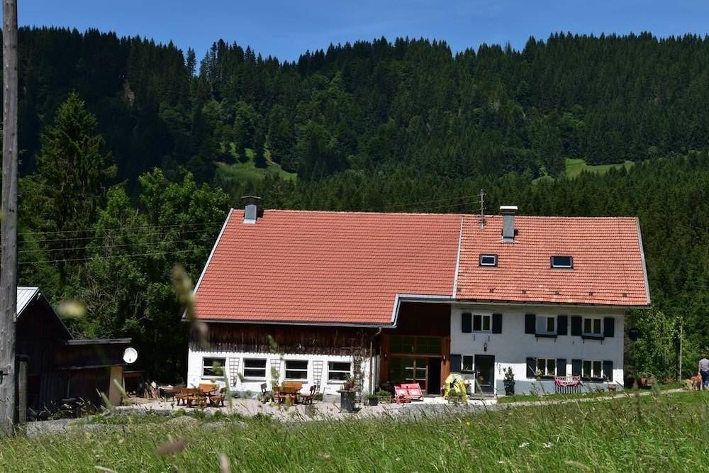 Am Hof Jungholz 1