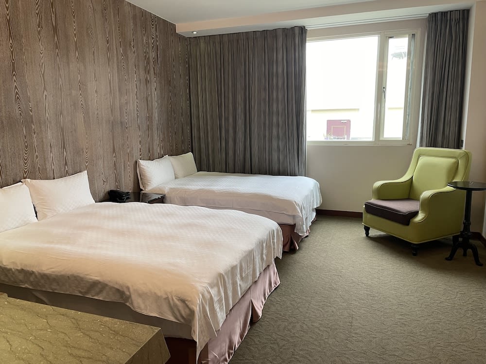 Days Inn by Wyndham Chiayi 1
