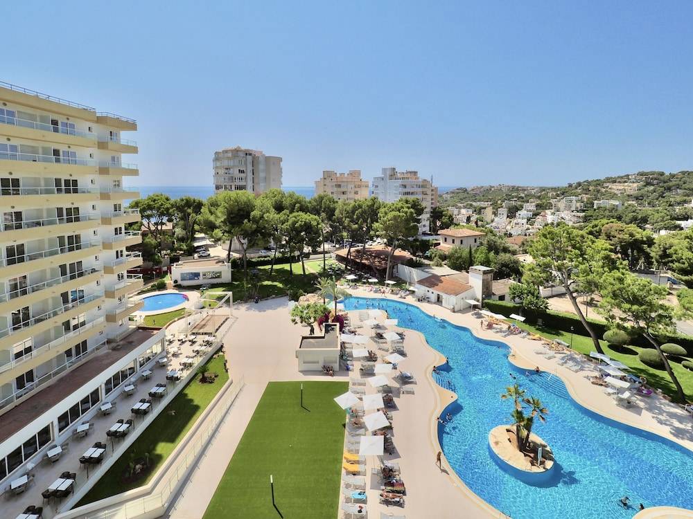 BQ Belvedere Hotel 1
