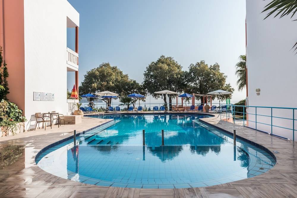Eden Beach Hotel 1