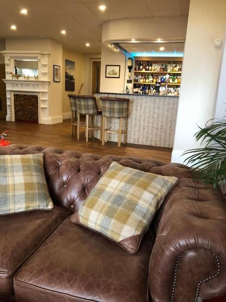 Queenswood Hotel 2
