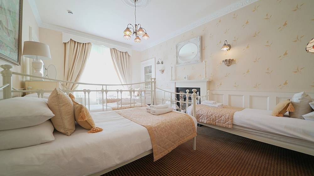 The Old Tramhouse Self Catering Traditional Charming Apartments Located In The Heart Of Historic Stirling For Short-Long Stays In Stirling For Tourism & Events & Contractor Base Stays For Central Belt 2