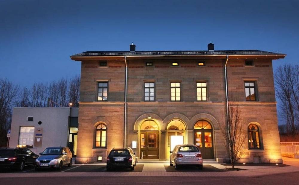 Bahnhof Busch 1
