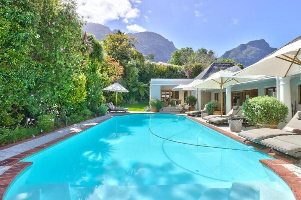 Fernwood Manor Boutique Guest House 1