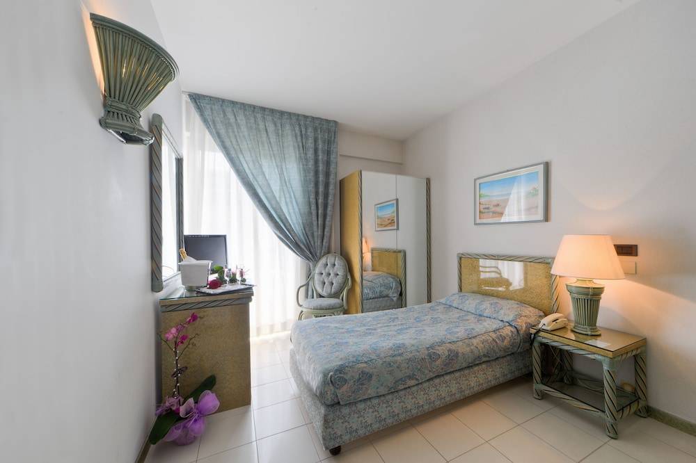 Hotel Ambasciatori 1