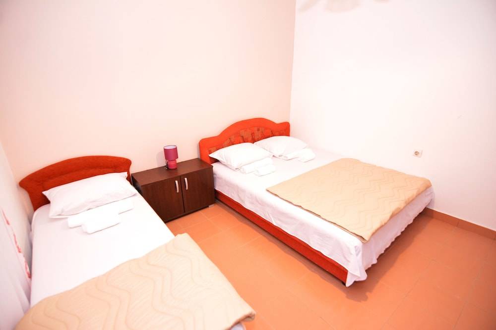 Apartments Jovana 2