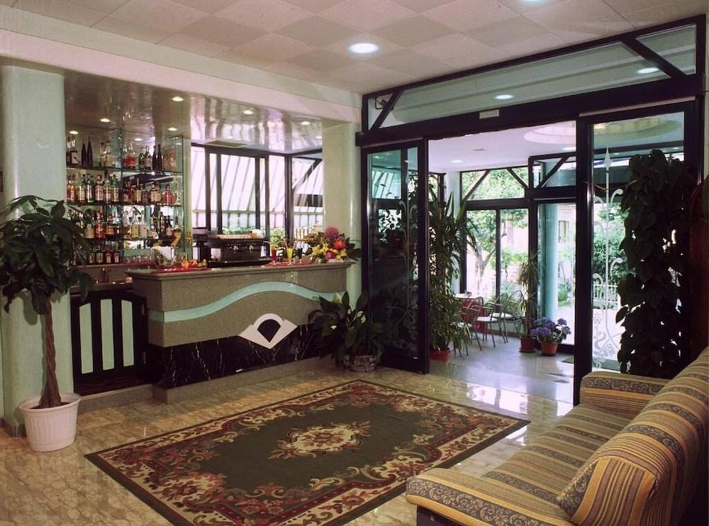 Hotel Hamilton 2