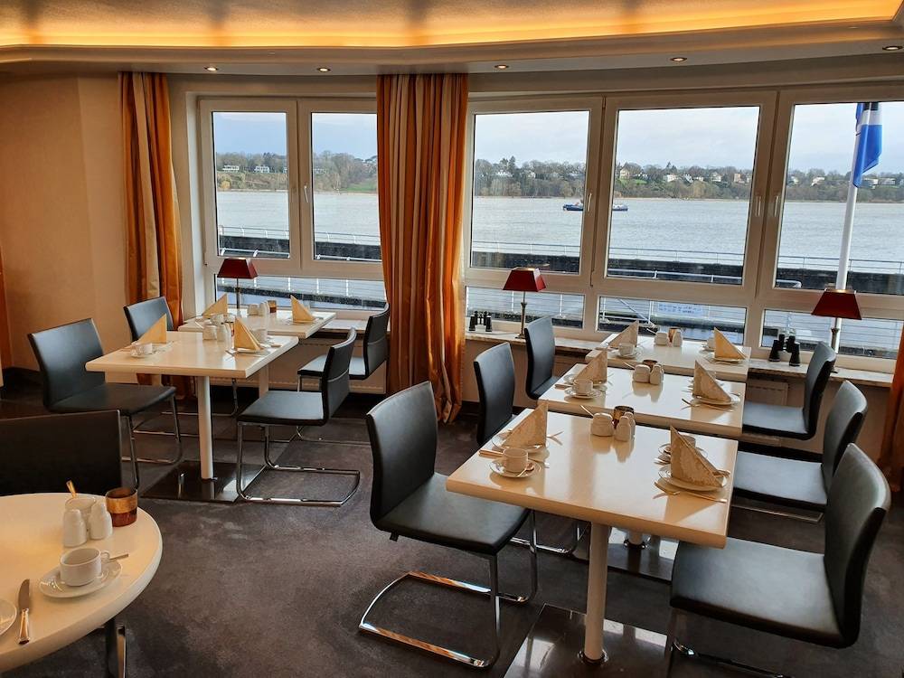 Hotel AM ELBUFER 1