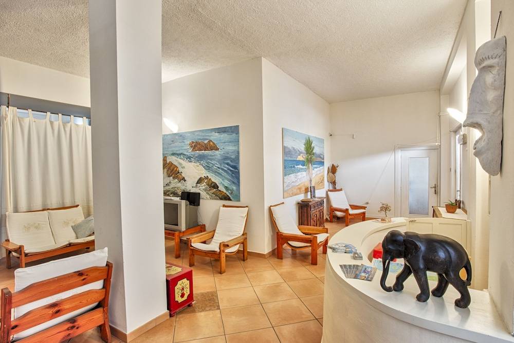 HOTEL Al FARO , SPIAGGIA LA CINTA ,SAN TEODORO 2