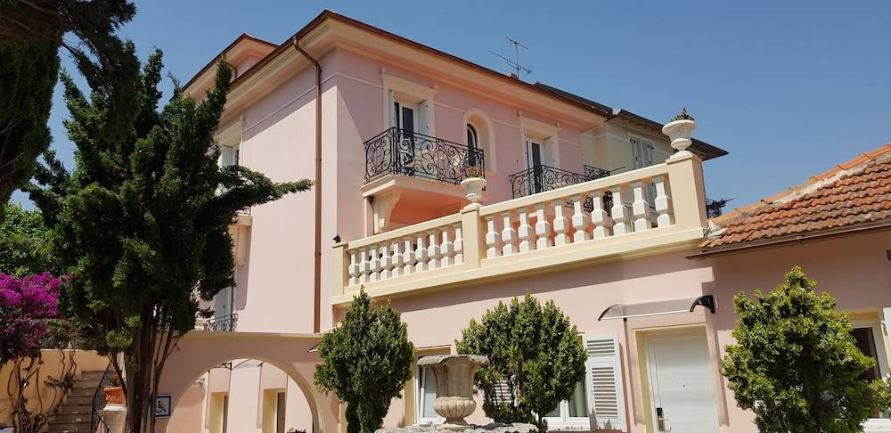Hotel La Citadelle 1