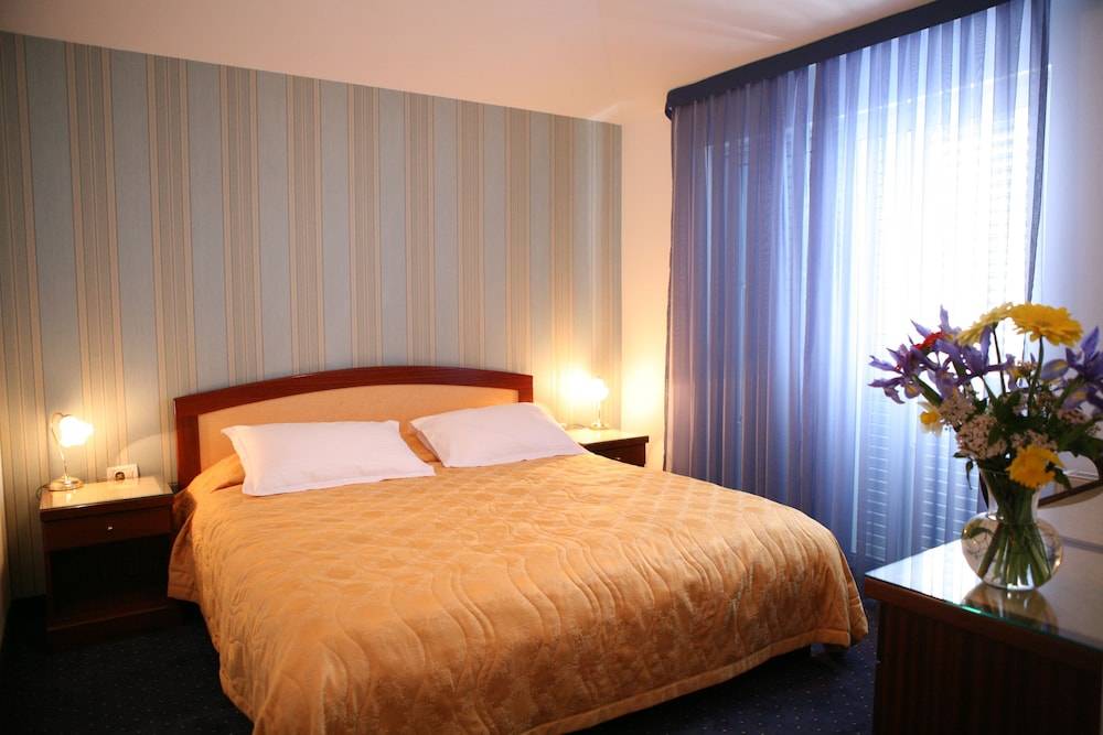 Villa Mediterana 2