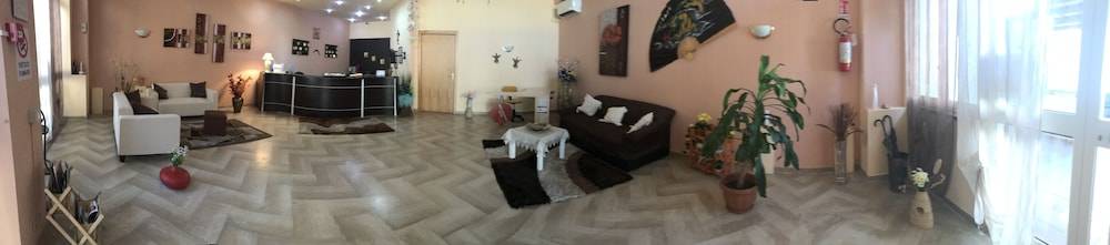 Silica Residence Hotel 2