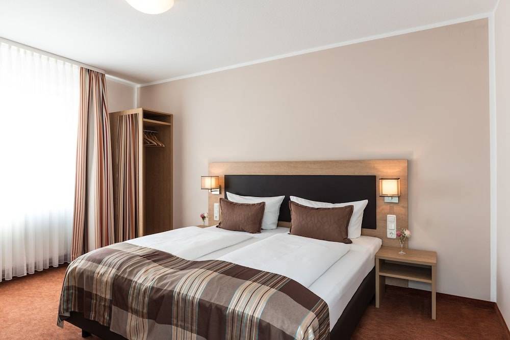 Hotel Sarah 2