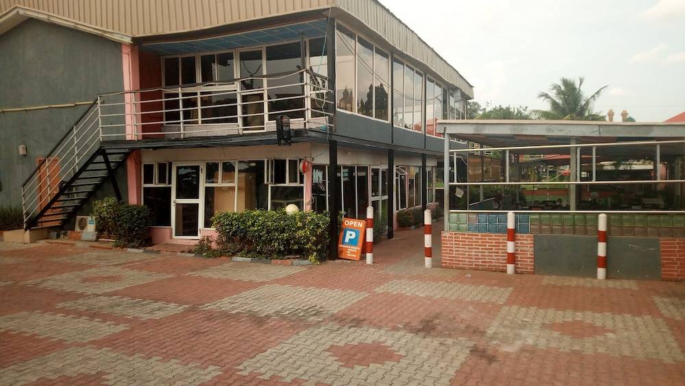 Da 411 Hotel 1