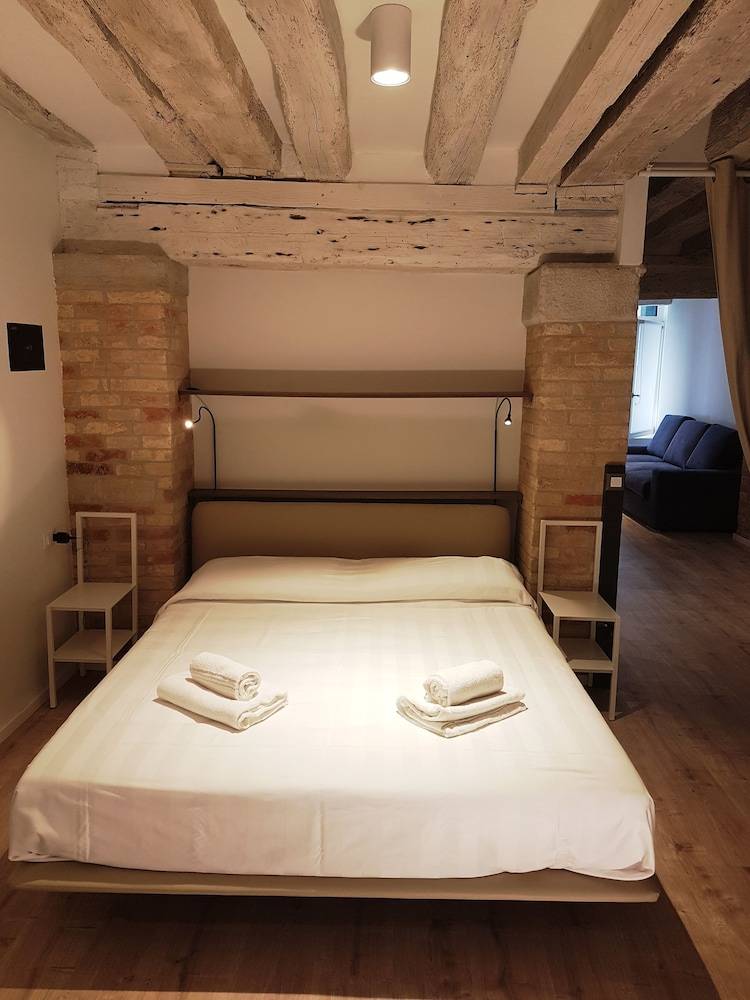 CORTE SCONTA Mini-Loft 2