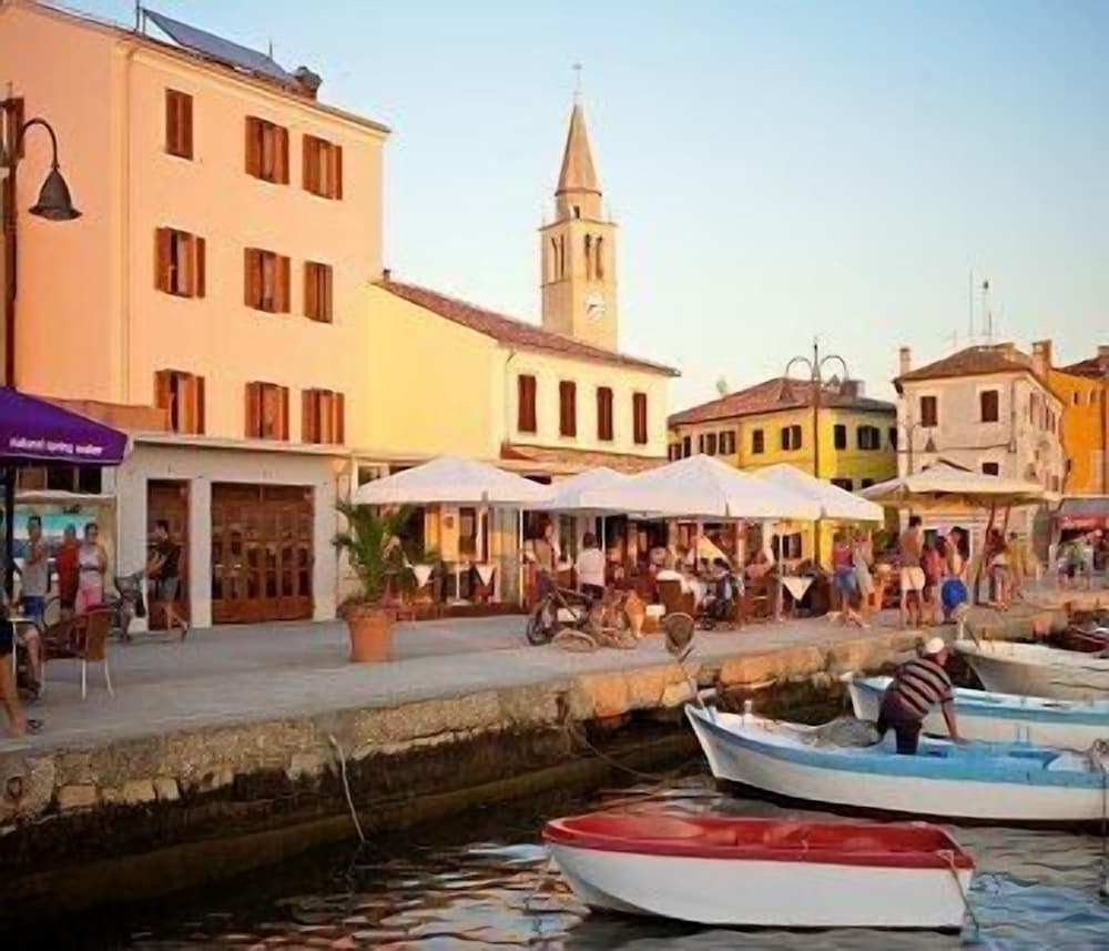 Hotel Marina 1