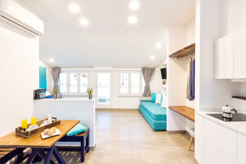 Boutique Suites 186 1