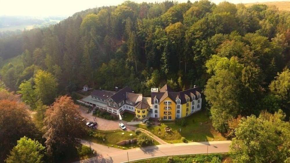Waldhaus Lauenhain 1