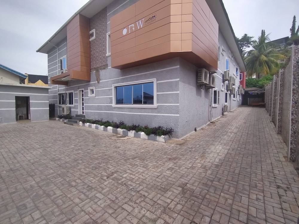 BoardWalk Hotel Wuse 2 1