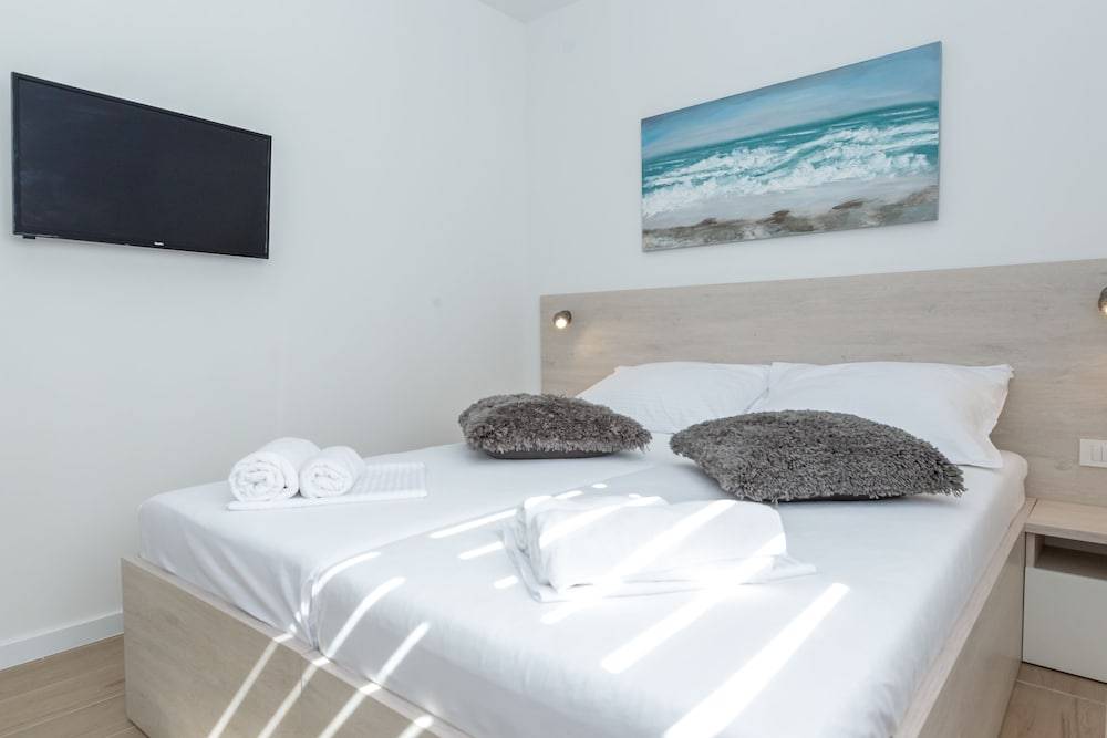 Apartments & Rooms Villa Casia 2