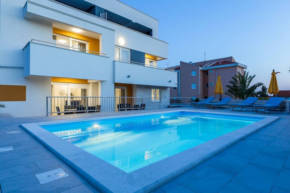 Apartments & Rooms Villa Casia 1