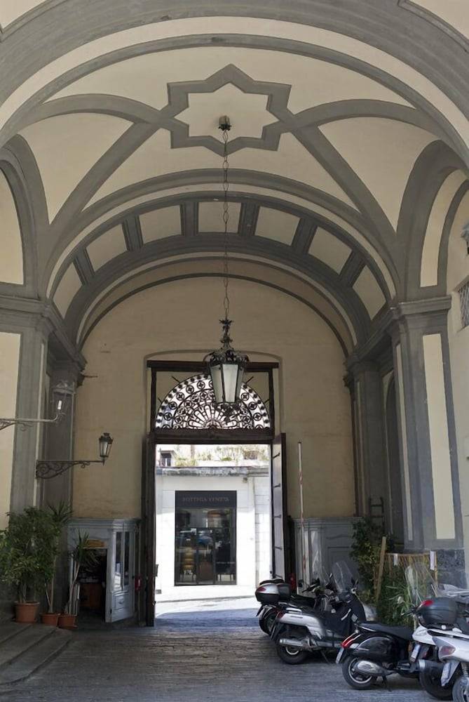 Calabritto Suite 2