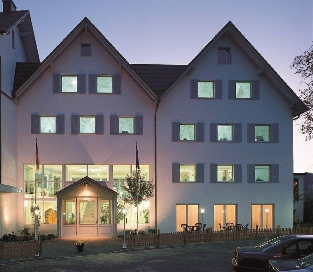 Hotel Zur Burg Sternberg 1