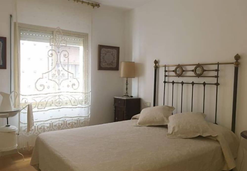 Aiguaneu Apartaments Center 2