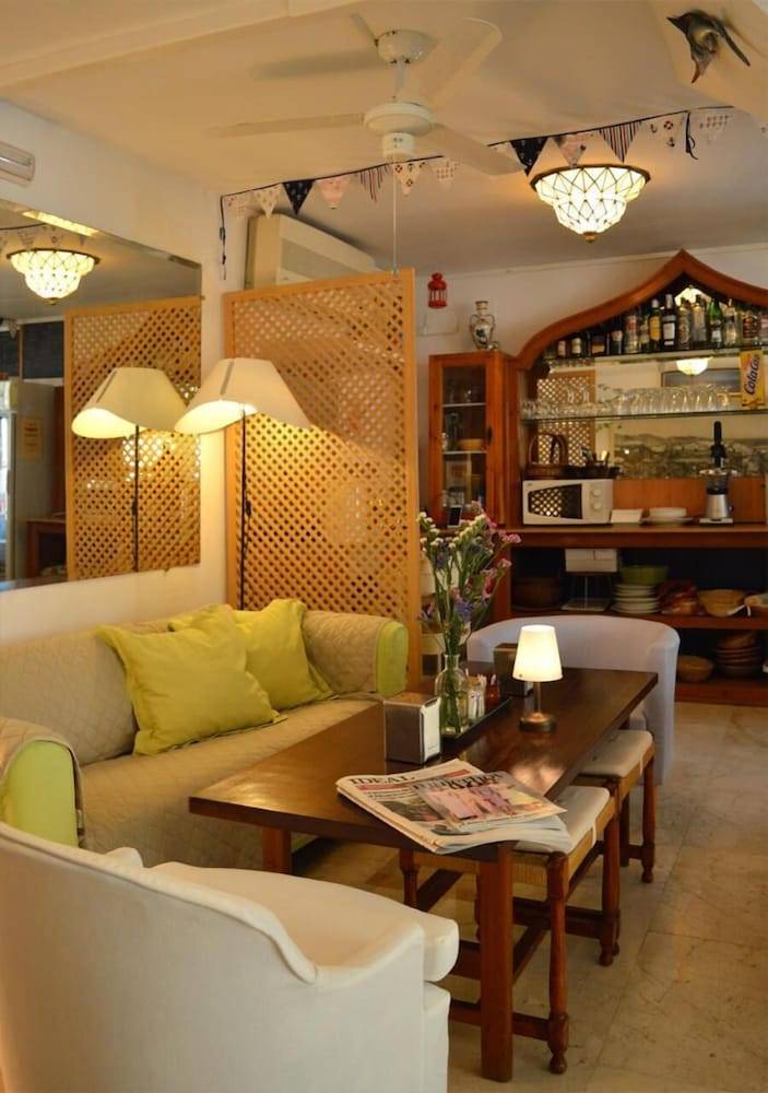Hostal Altamar 2