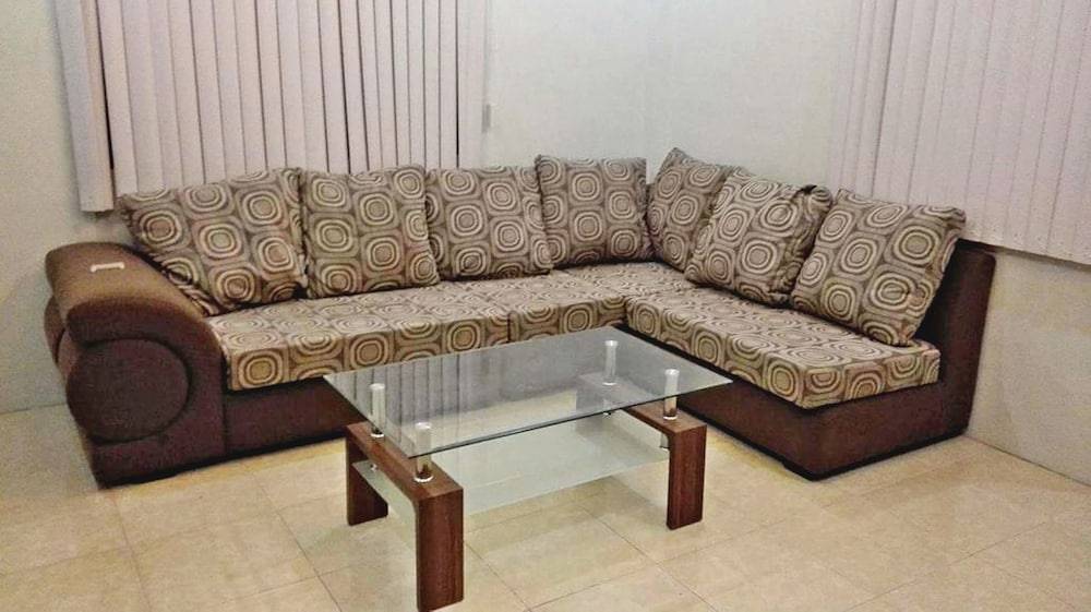 Hidaway Resort 2