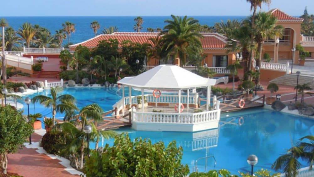 Las Vistas TRG Tenerife Royal Gardens 1