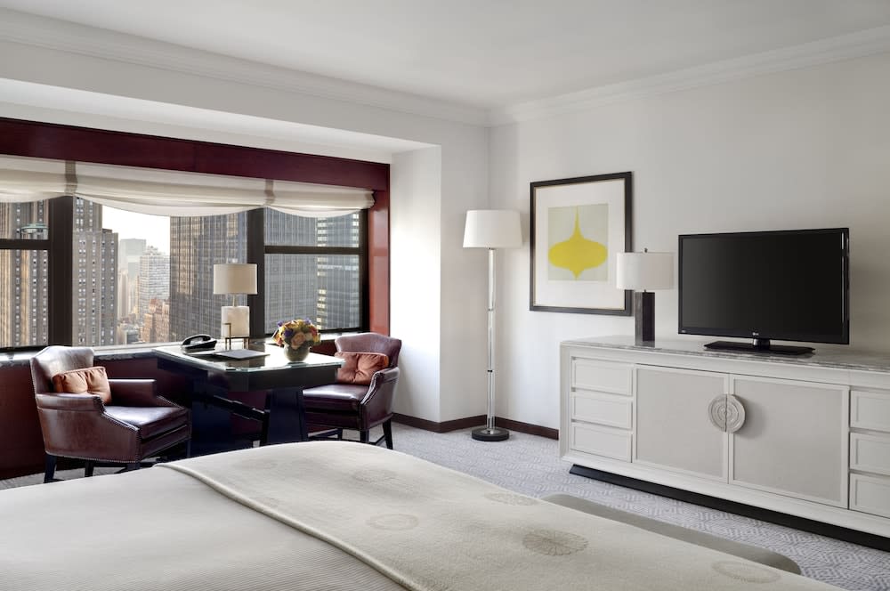Towers at Lotte New York Palace 1