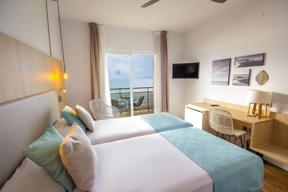 Hotel Monterrey Roses by Pierre & Vacances 1